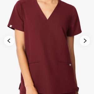 Figs Burgundy Casma Scrub top Small